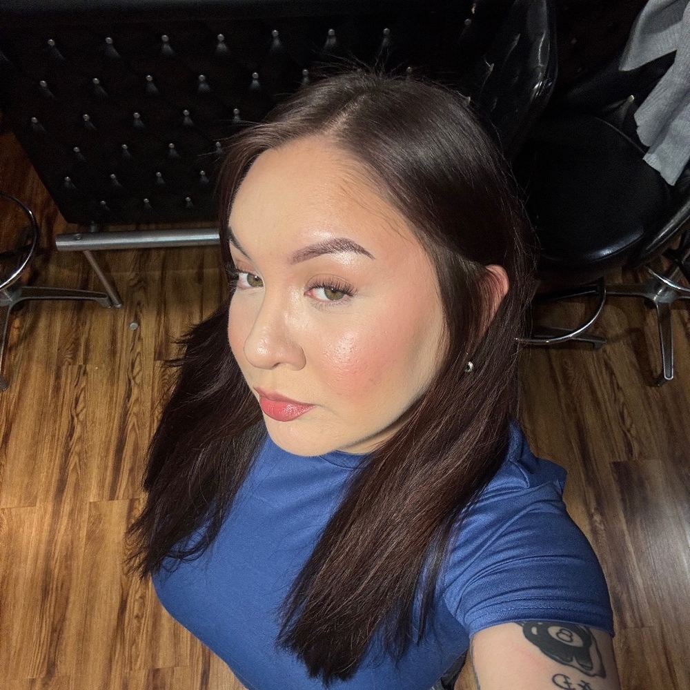 Meet your Posher, Yesenia